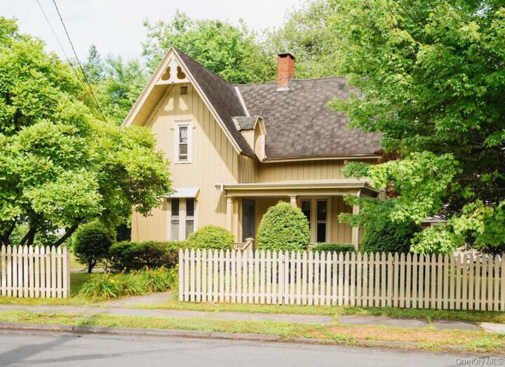 Property photo # 1