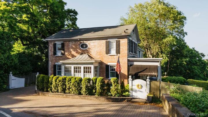 Property photo # 1