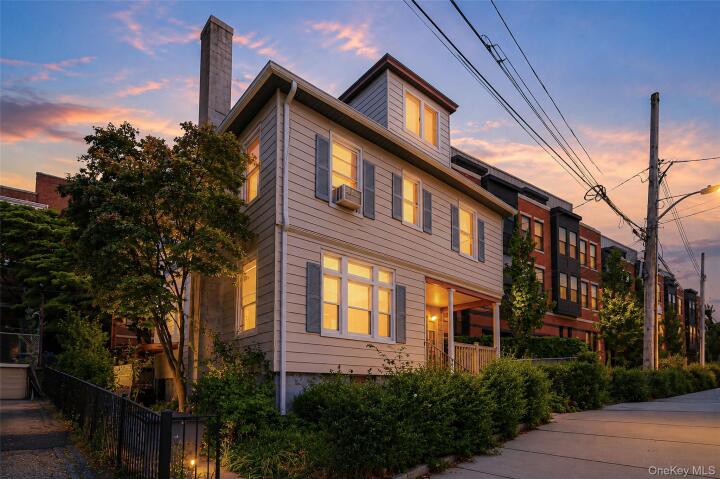 Property photo # 1