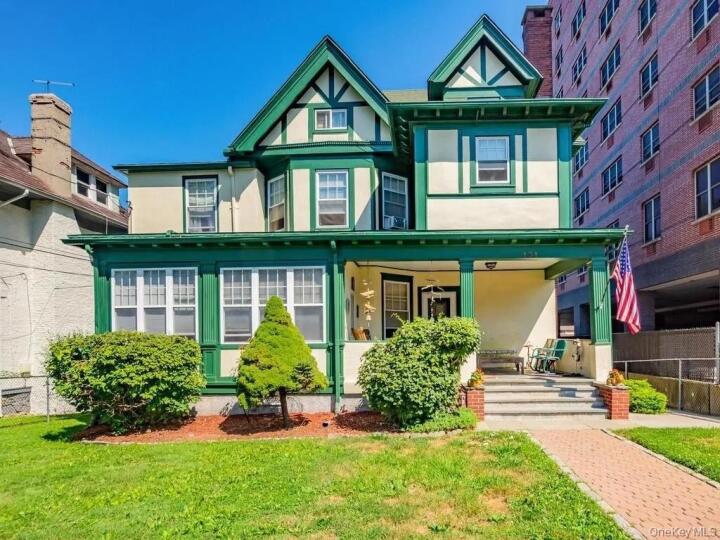 Property photo # 1