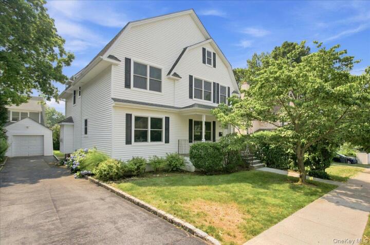Property photo # 1