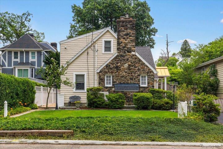 Property photo # 1