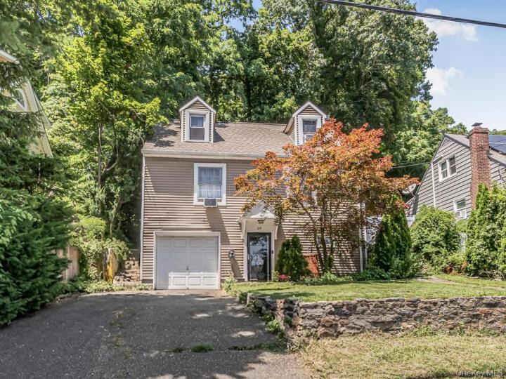 Property photo # 1