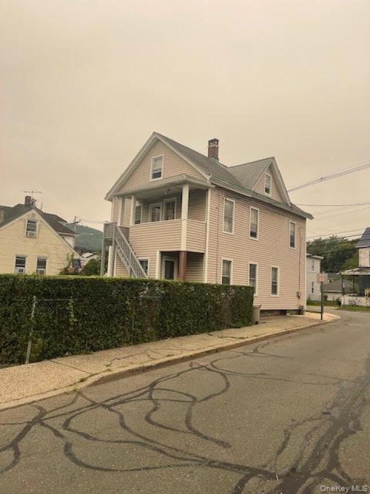 Property photo # 1