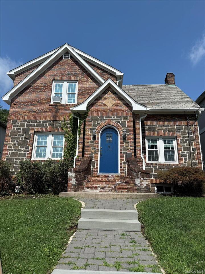 Property photo # 1
