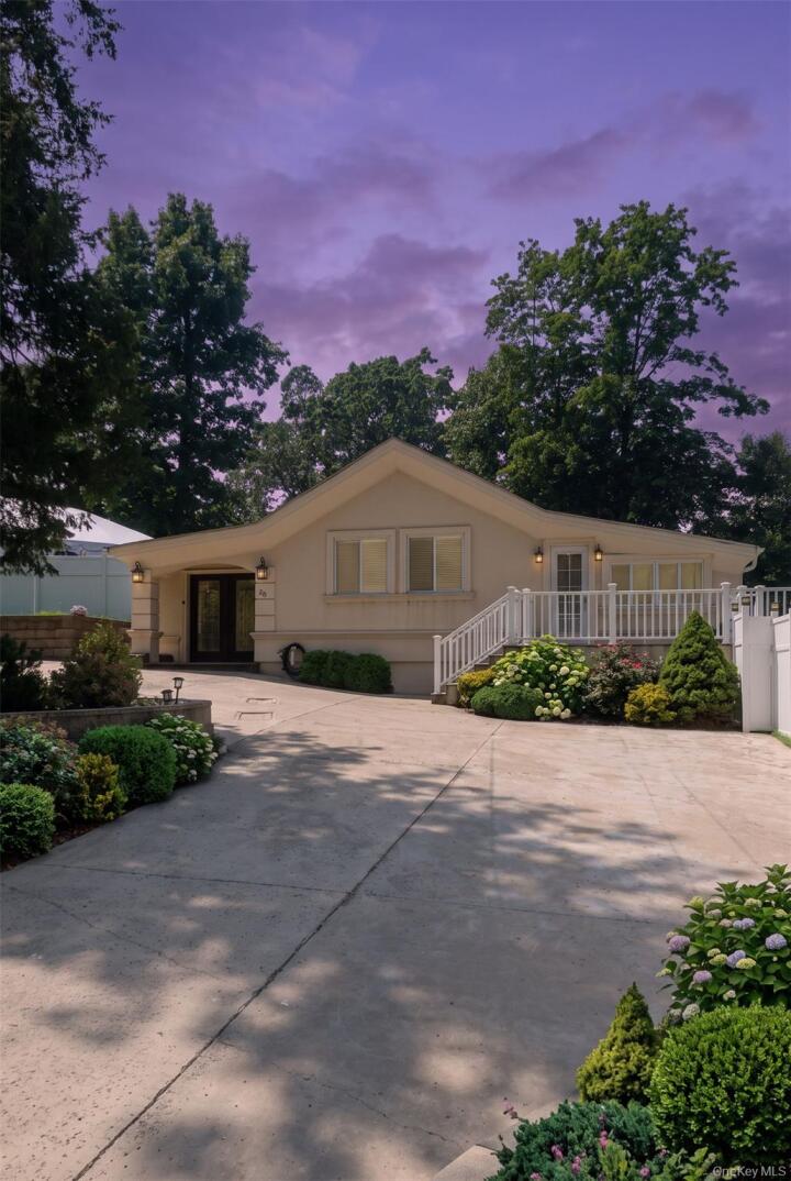 Property photo # 1