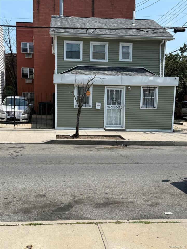 Property photo # 1