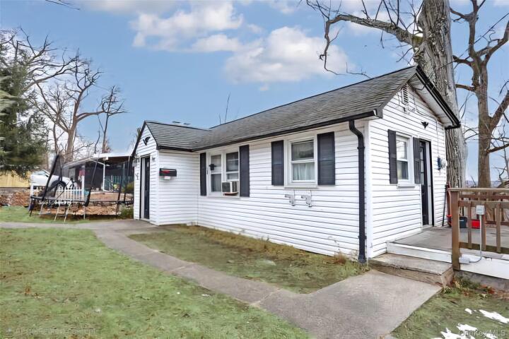 Property photo # 1