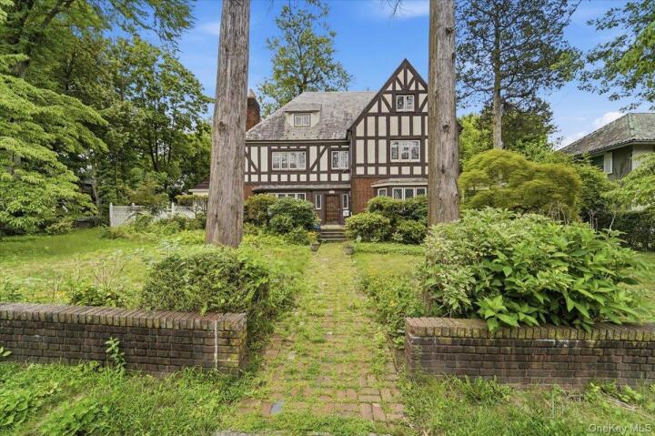Property photo # 1