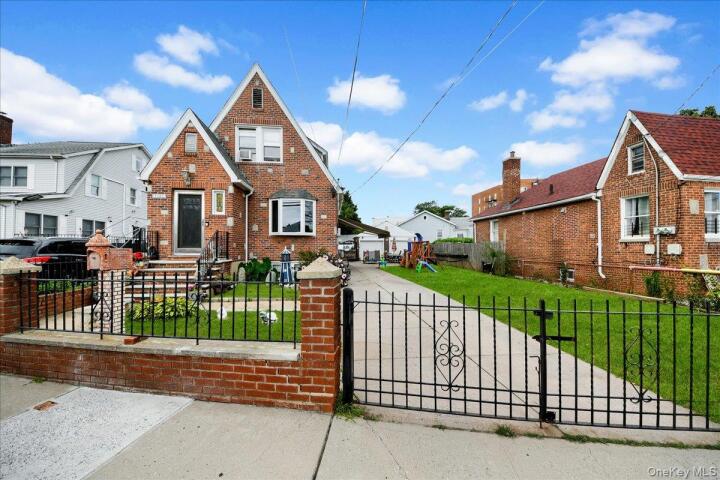 Property photo # 1