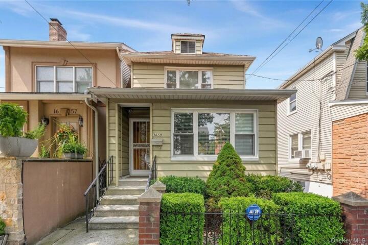 Property photo # 1