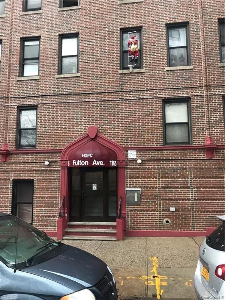 Property photo # 1