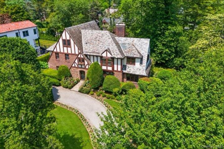Property photo # 1