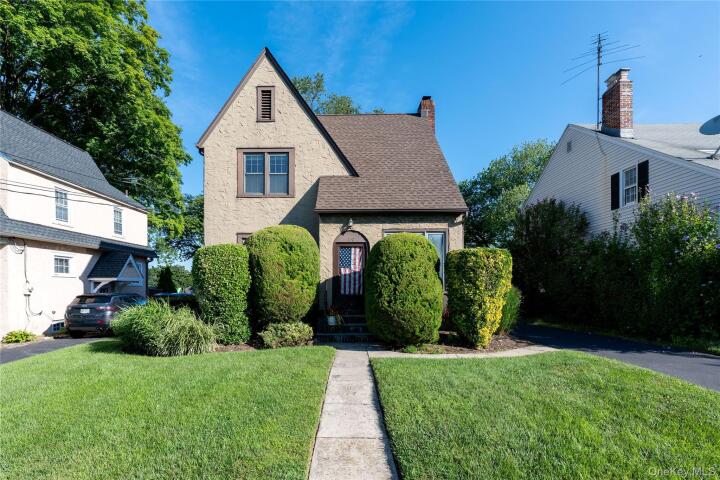 Property photo # 1