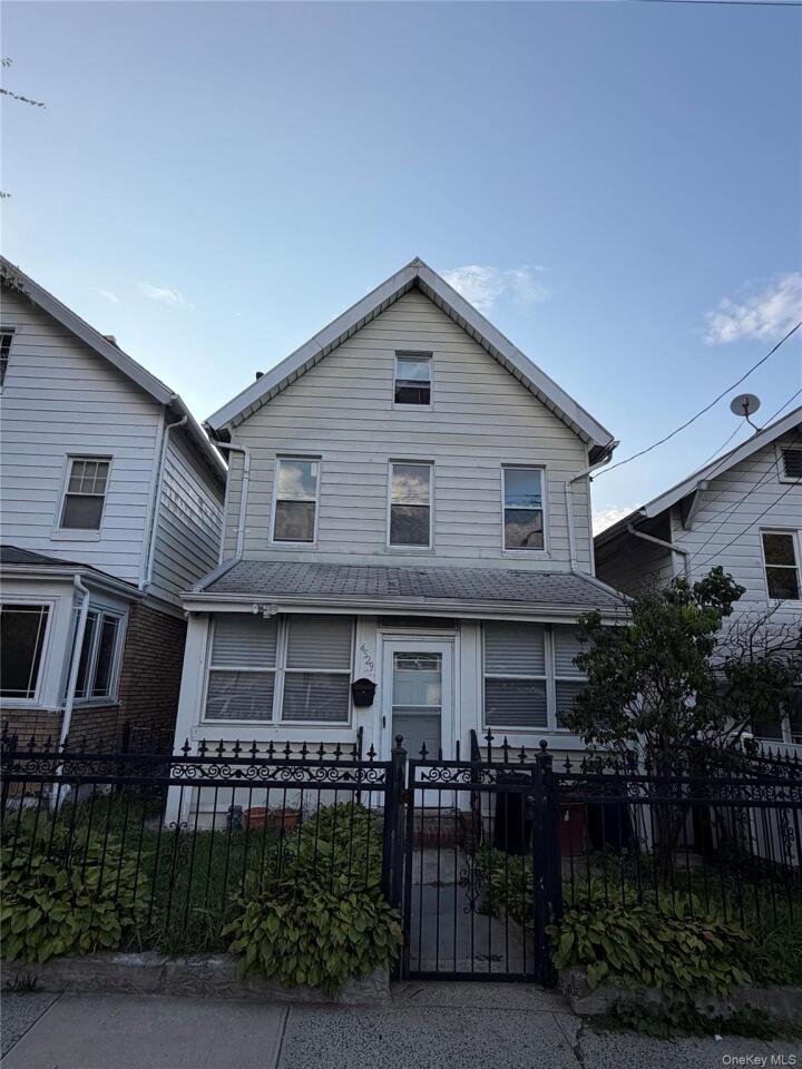 Property photo # 1