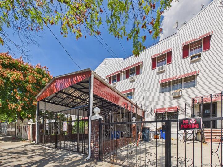 Property photo # 1