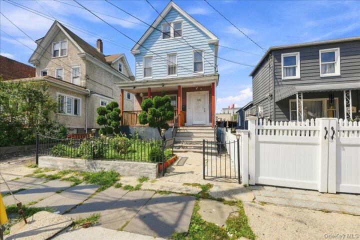 Property photo # 1