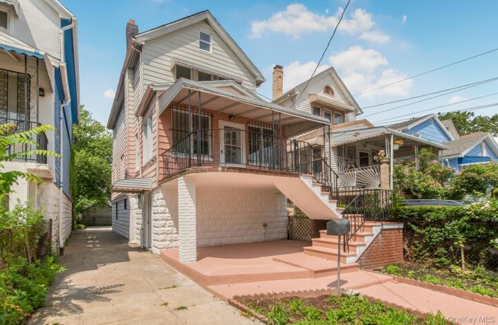 Property photo # 1