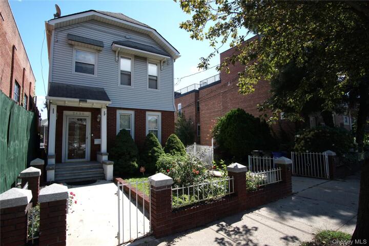 Property photo # 1