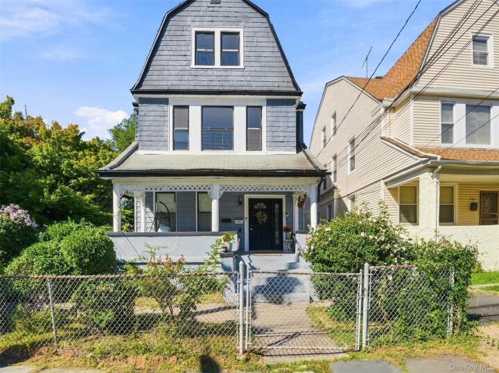 Property photo # 1