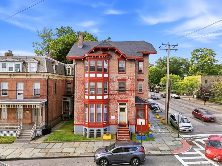 Property photo # 1