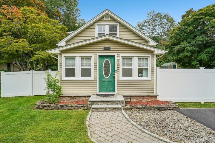 Property photo # 1