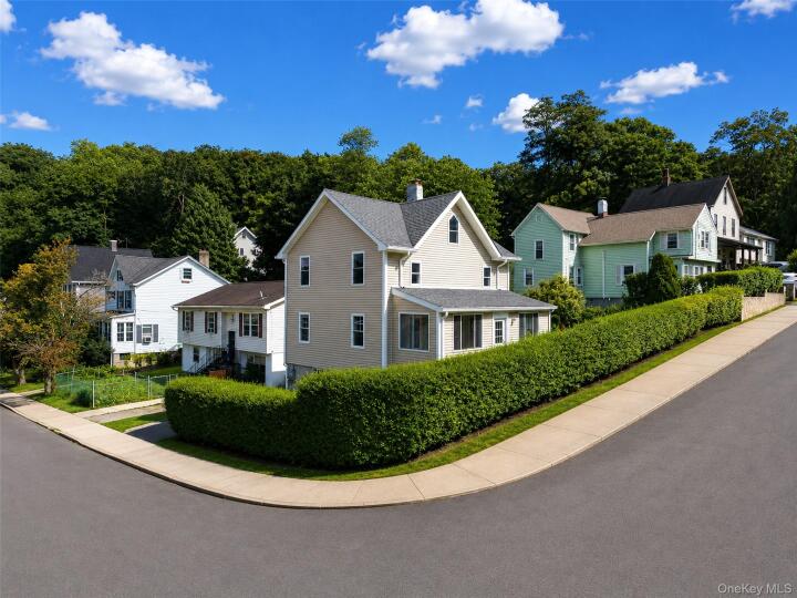 Property photo # 1