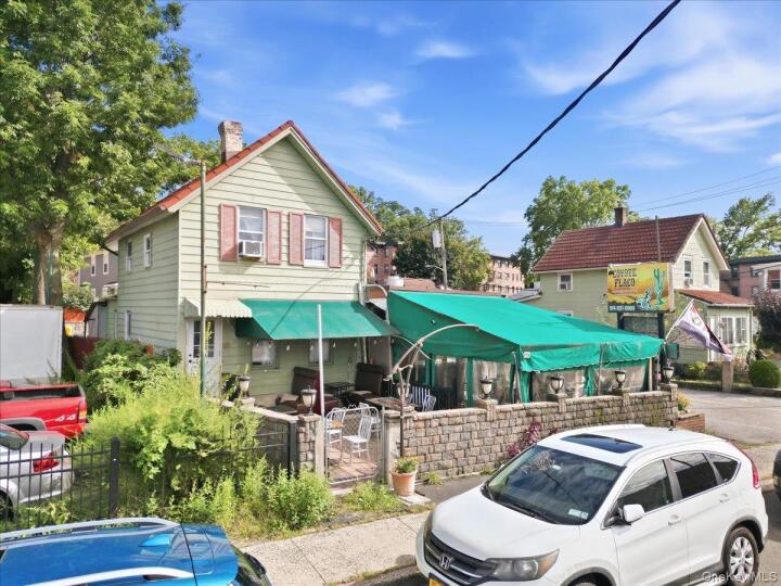 Property photo # 1