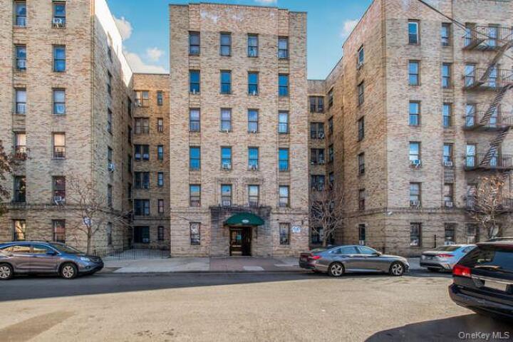 Property photo # 1