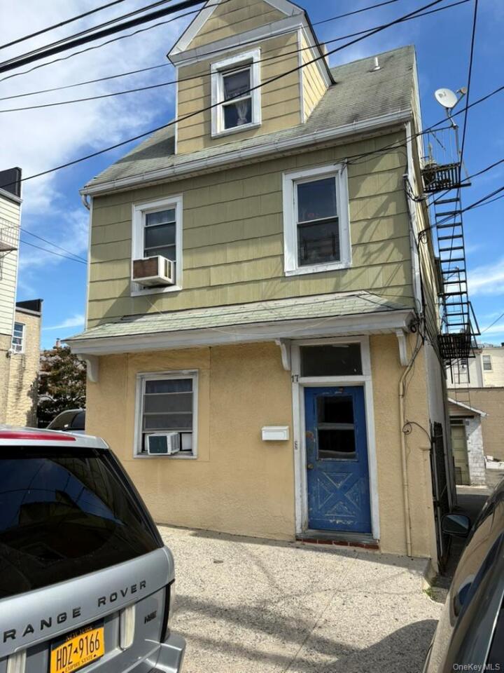 Property photo # 1