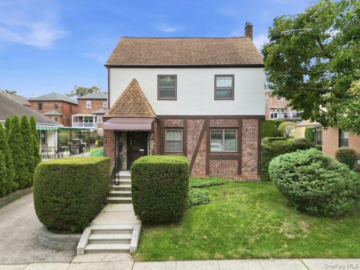 Property photo # 1