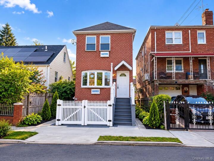 Property photo # 1