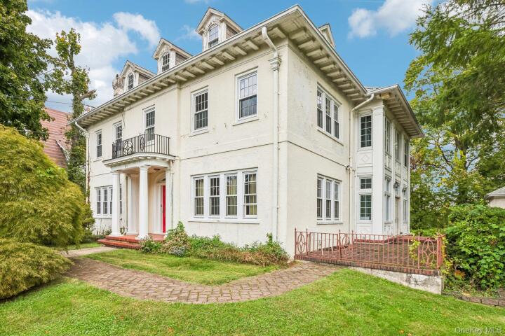 Property photo # 1