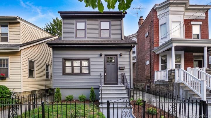 Property photo # 1