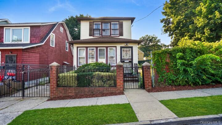Property photo # 1