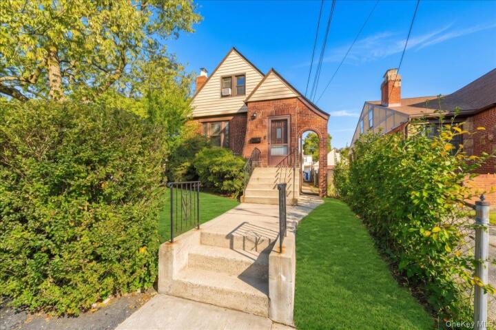 Property photo # 1