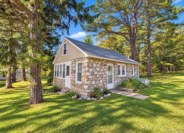 Property photo # 1