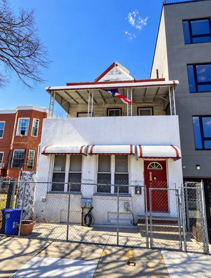 Property photo # 1