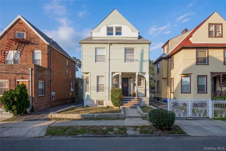 Property photo # 1