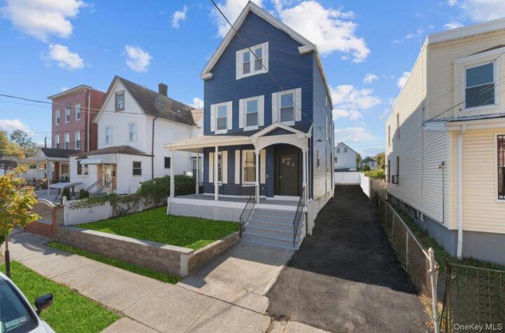 Property photo # 1