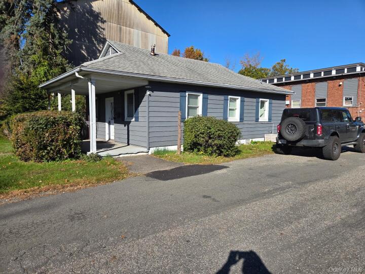 Property photo # 1