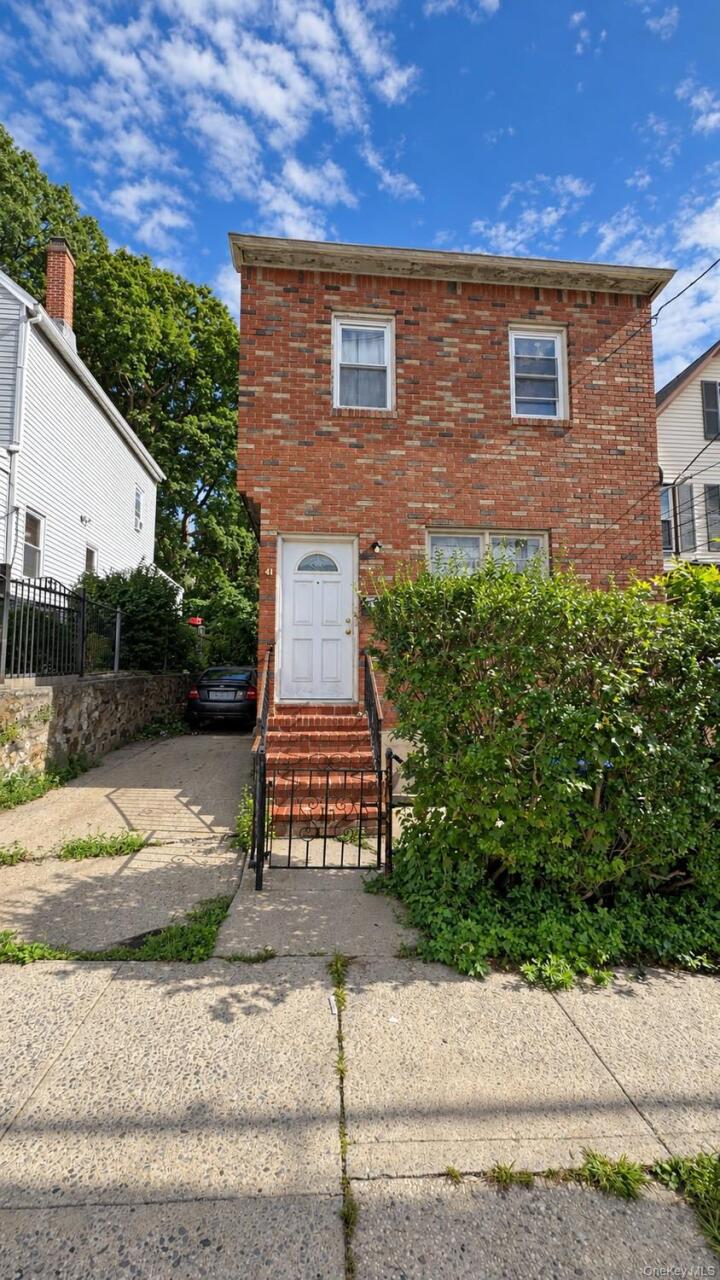 Property photo # 1