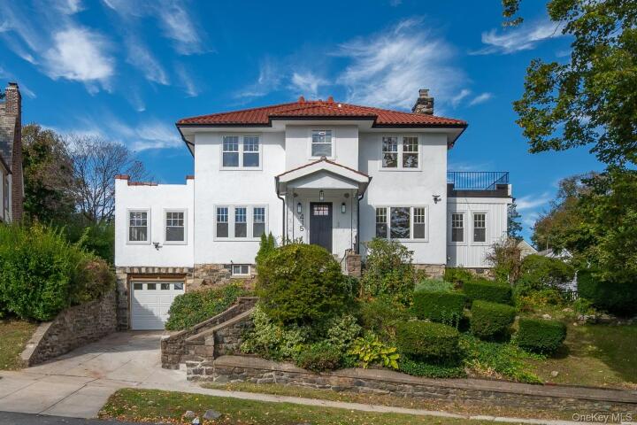 Property photo # 1