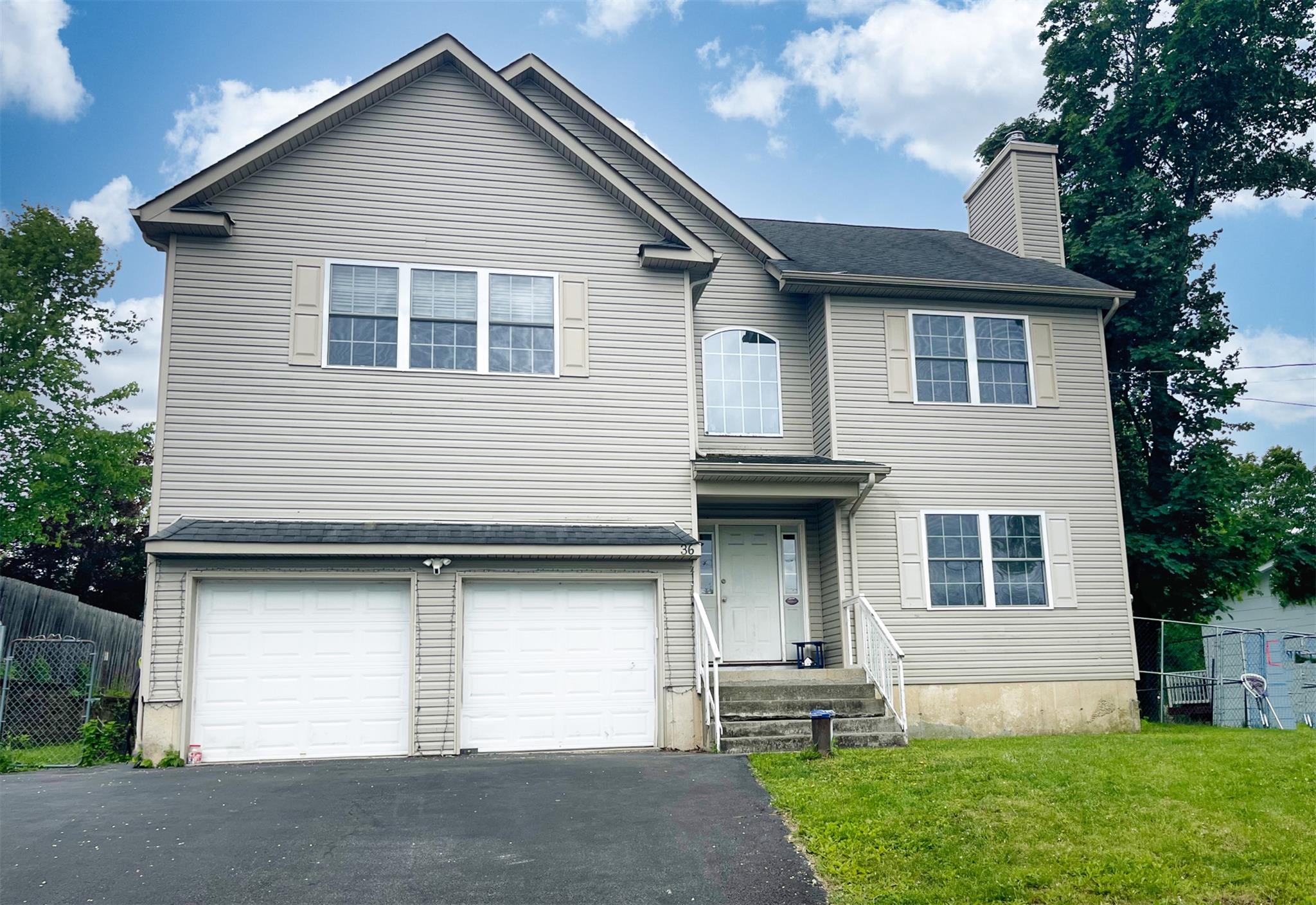 Property photo # 1