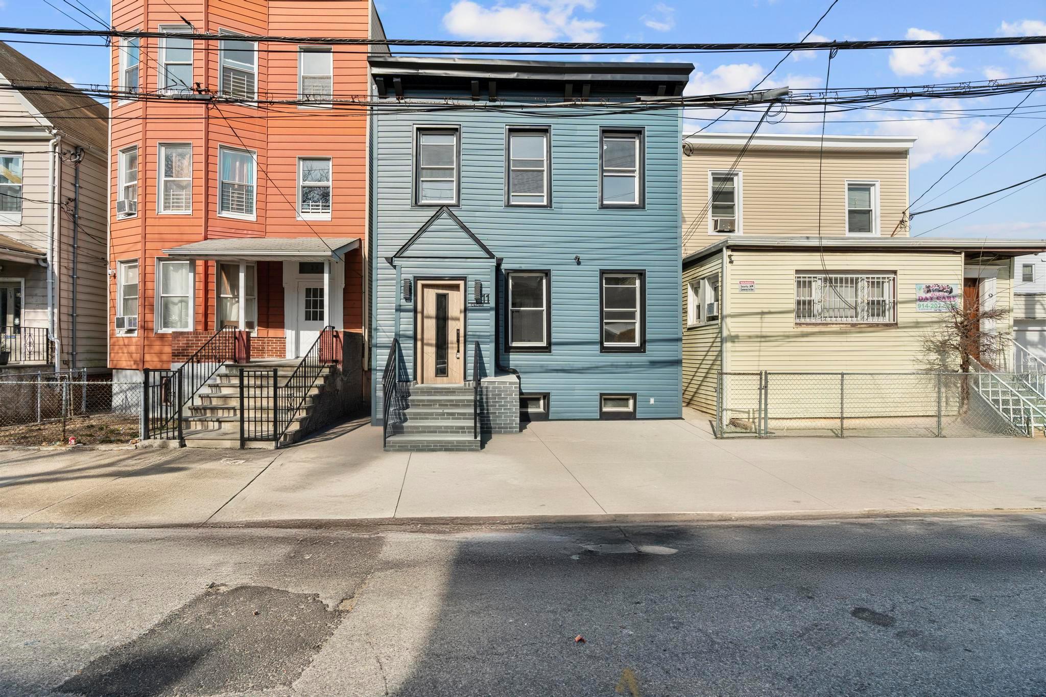 Property photo # 1