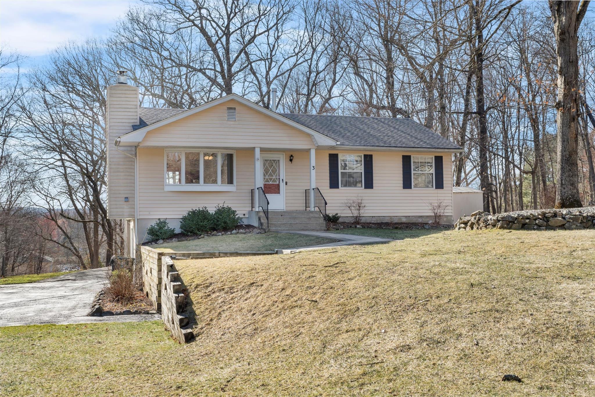 Property photo # 1