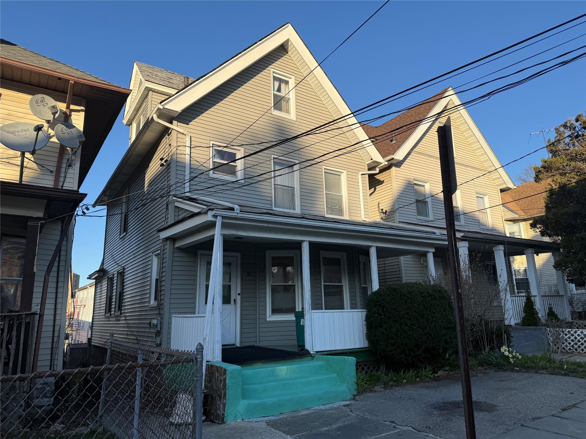 Property photo # 1