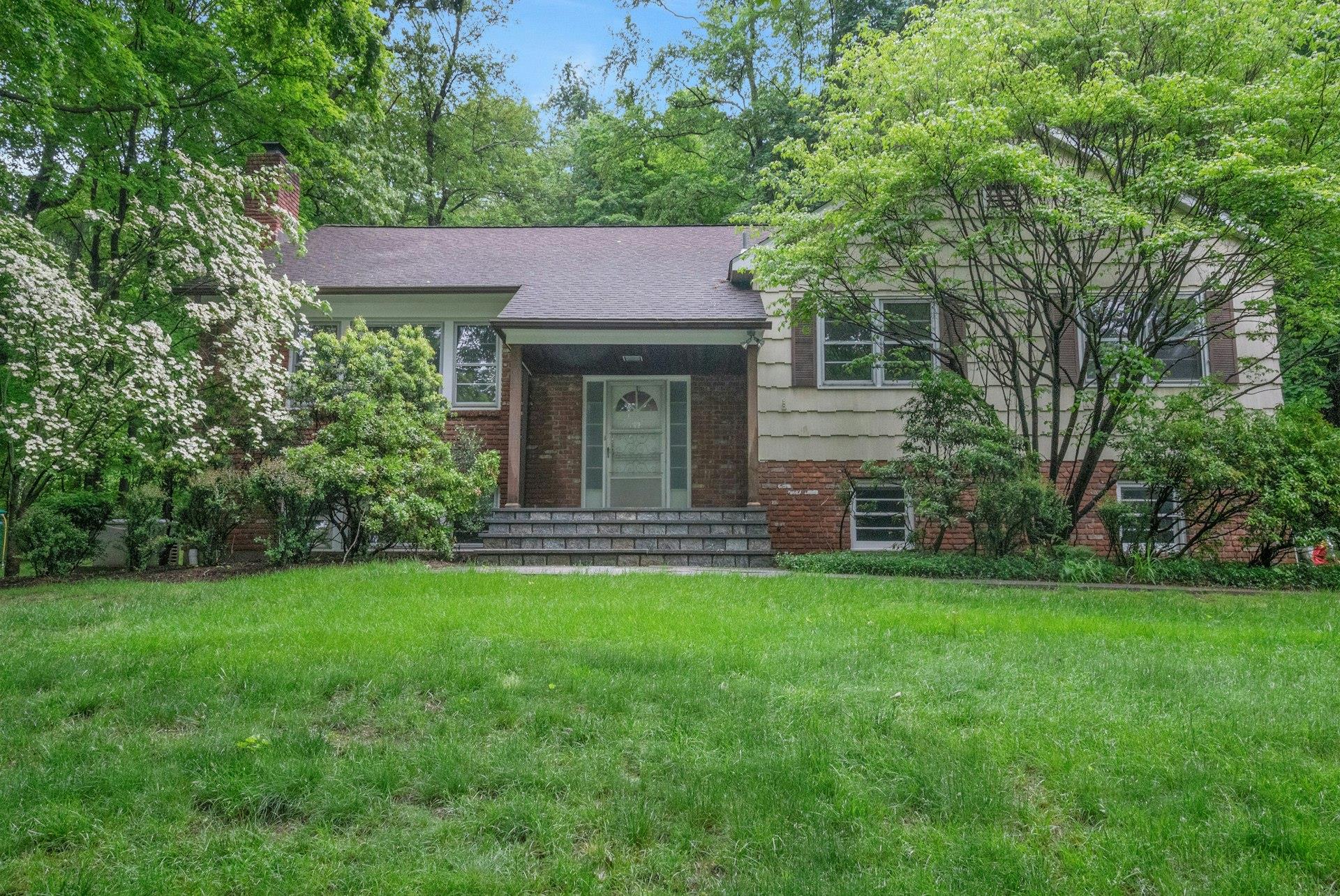 Property photo # 1