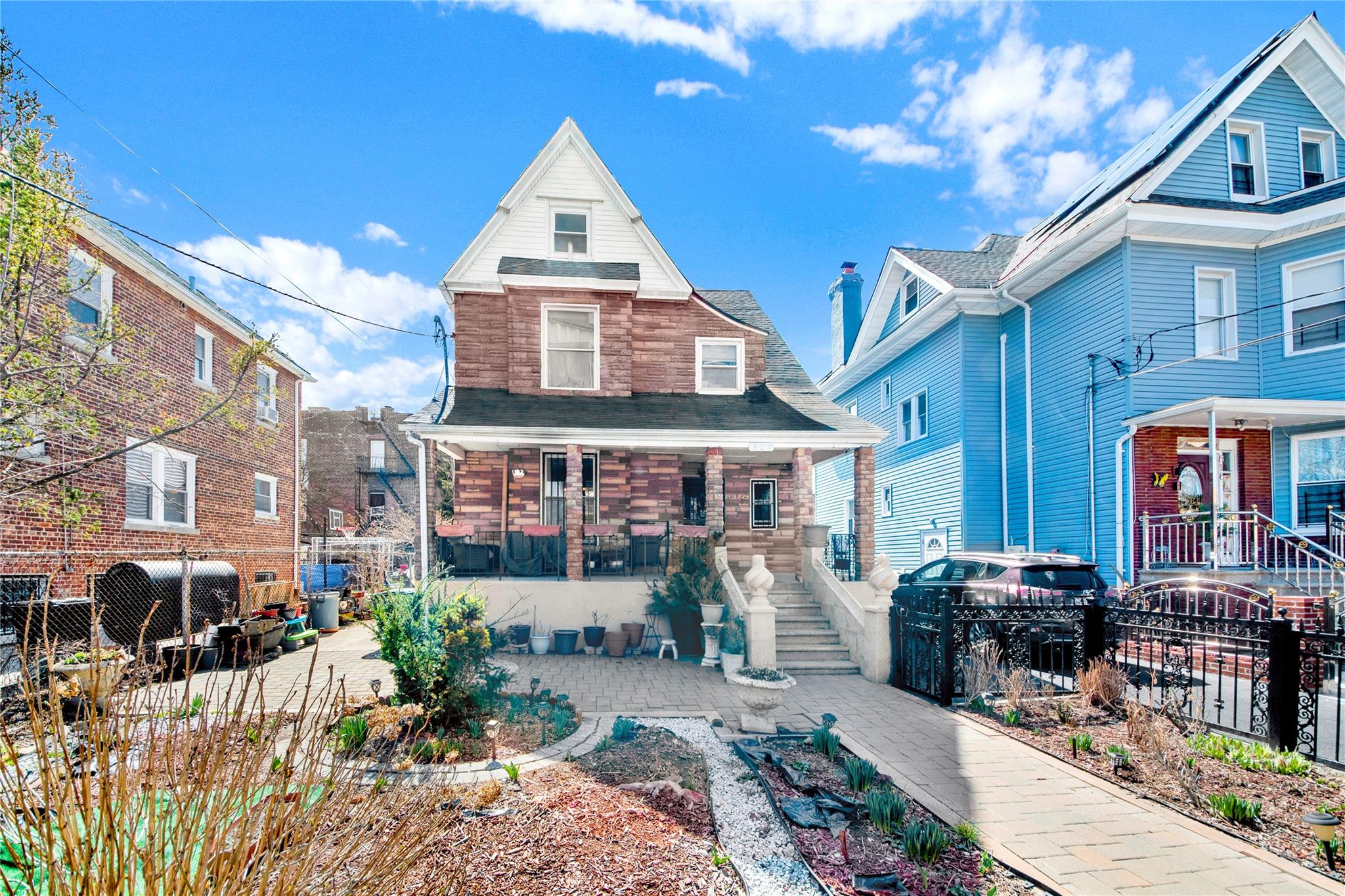 Property photo # 1