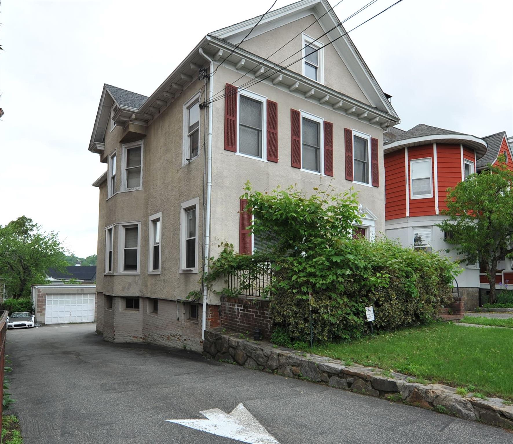 Property photo # 1